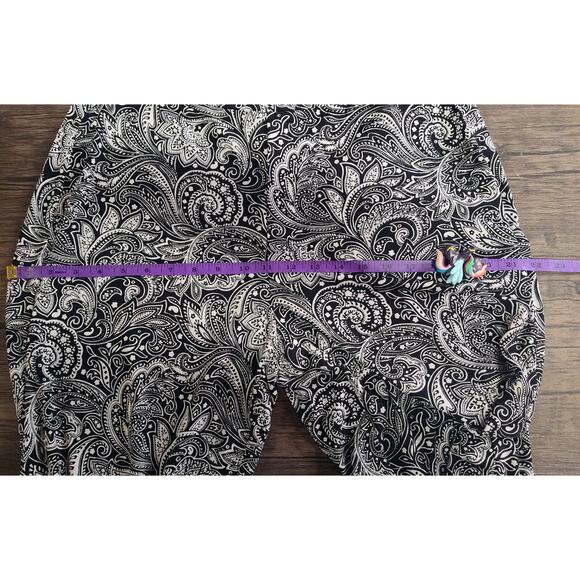 MICHAEL Michael Kors Pull on Pants Paisley Capri Stretchy Black White Large - Picture 6 of 8